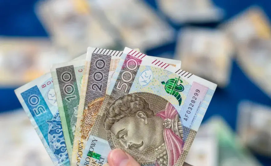 Aktywnie w domu - komu przysługuje 500 zł i na jakich zasadach?