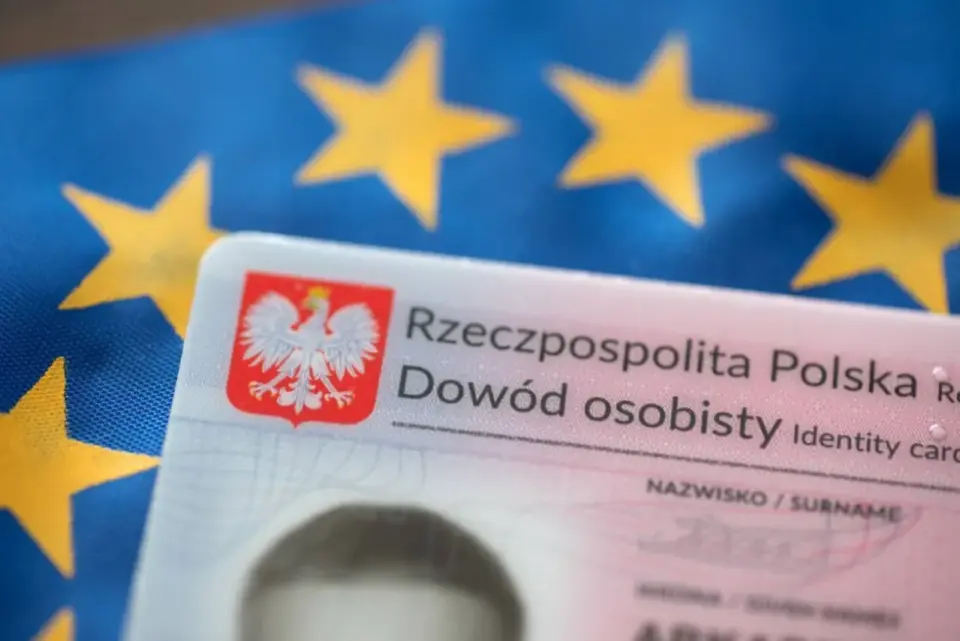 Dowód osobisty dla dziecka - kto składa wniosek i ile się czeka?